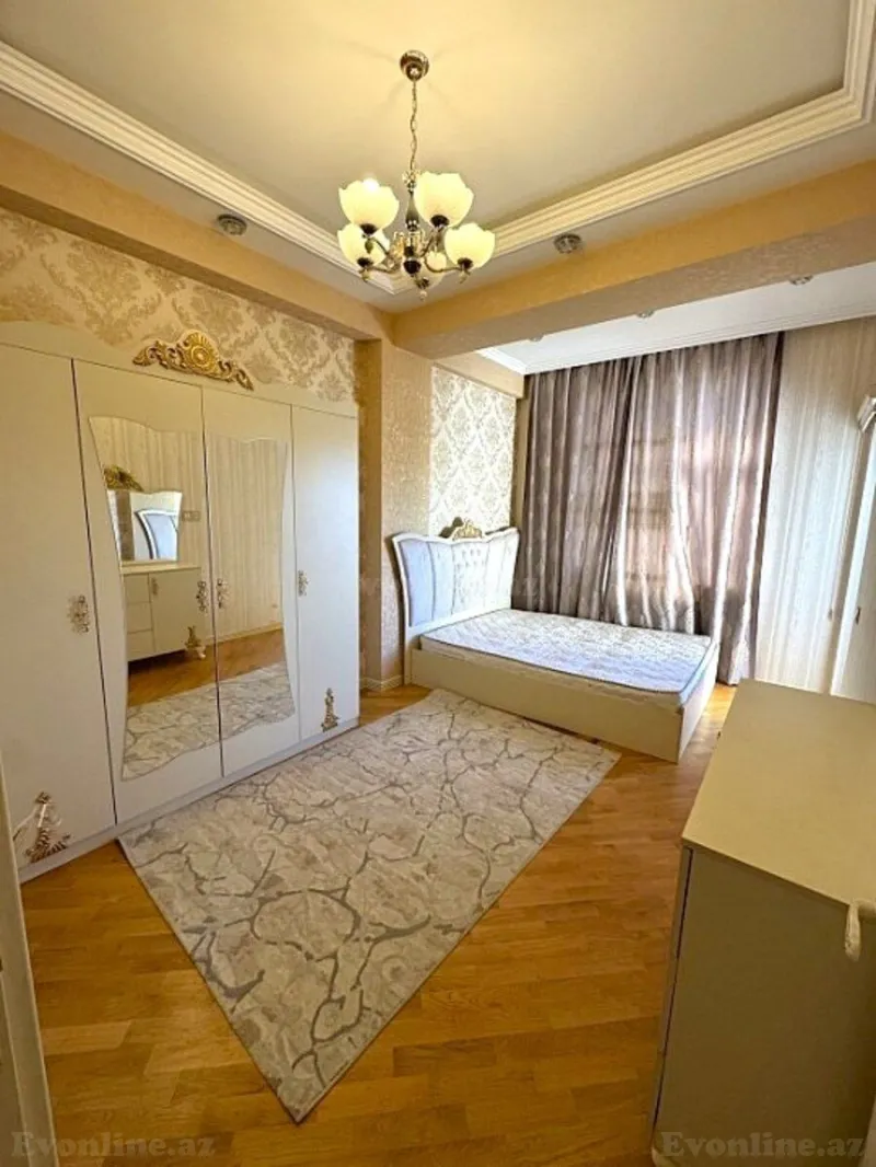 Satılır 2 otaqlı Mənzil Yeni tikili 55 m² Azadlıq prospekti m. - şəkil 5