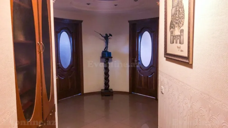 Satılır 3 otaqlı Mənzil Köhnə tikili 105 m² Sahil m. - şəkil 5