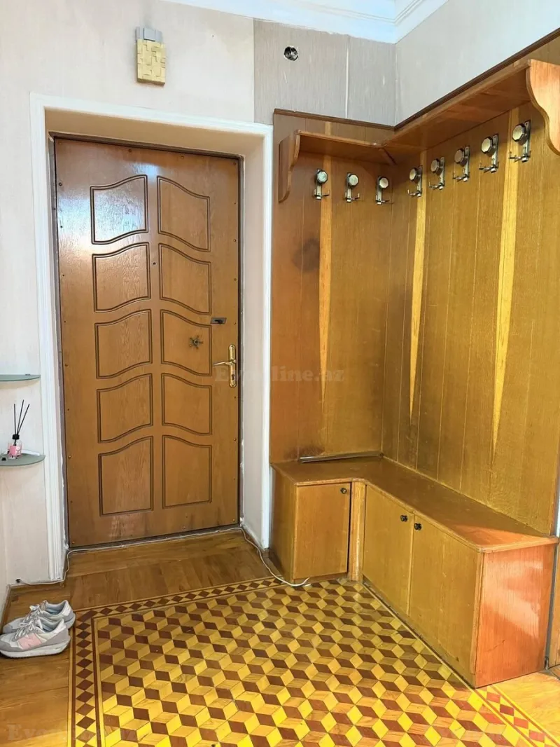 Satılır 5 otaqlı Mənzil Köhnə tikili 170 m² Nəsimi r. - şəkil 20