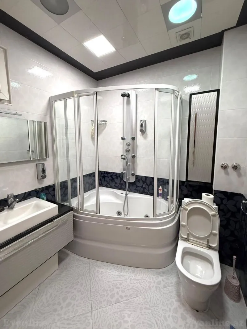 Satılır 5 otaqlı Mənzil Köhnə tikili 170 m² Nəsimi r. - şəkil 25