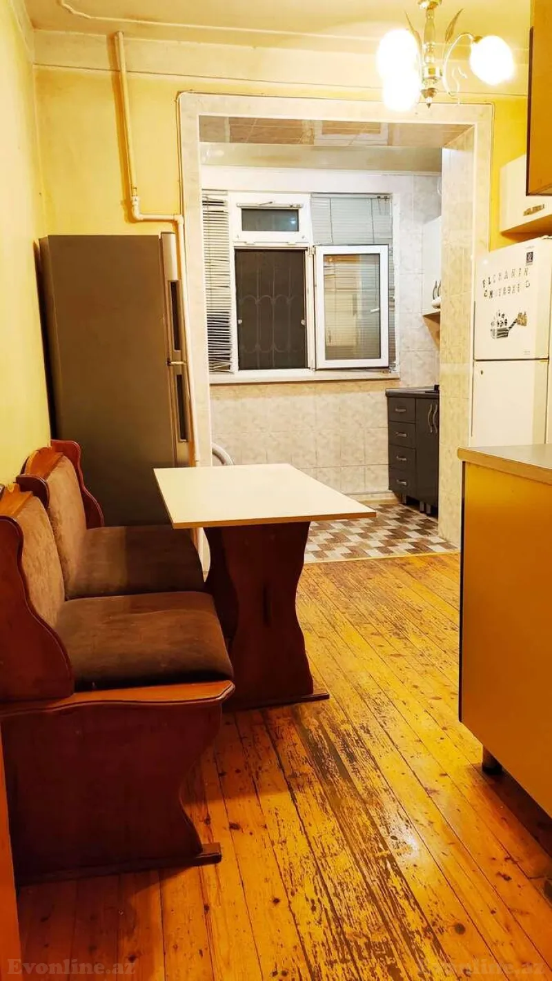 Satılır 3 otaqlı Mənzil Köhnə tikili 70 m² 7-ci mikrorayon - şəkil 9