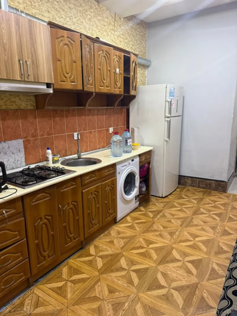 Kirayə verilir 2 otaqlı Mənzil Yeni tikili 65 m² İnşaatçılar m. - şəkil 2
