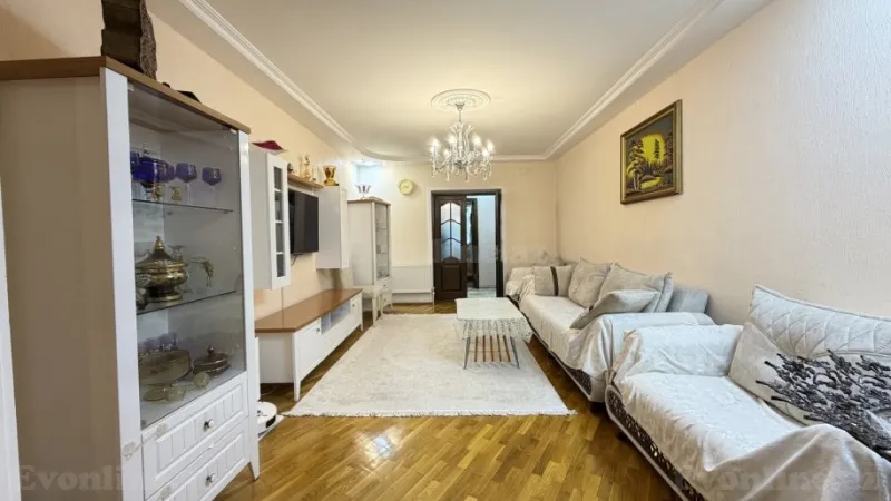 3 otaqlı Mənzil 100 m² Sabunçu r. Satılır