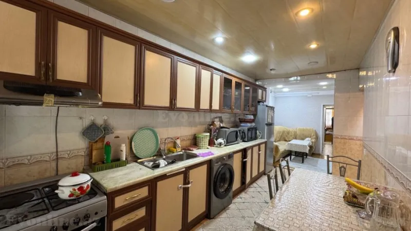 Satılır 3 otaqlı Mənzil Köhnə tikili 100 m² Sabunçu r. - şəkil 12