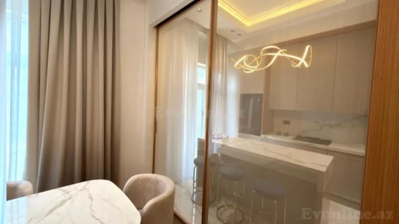 Kirayə verilir 3 otaqlı Mənzil Yeni tikili 150 m² Xətai m. - şəkil 16