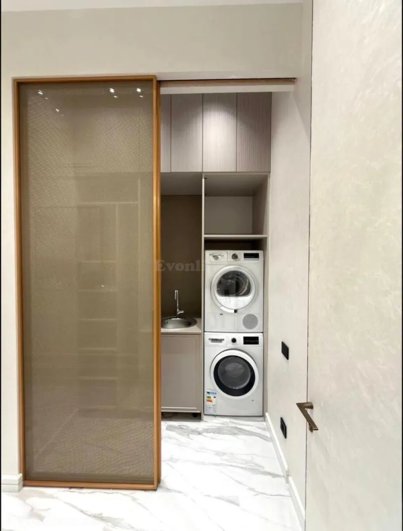 Kirayə verilir 3 otaqlı Mənzil Yeni tikili 150 m² Xətai m. - şəkil 17