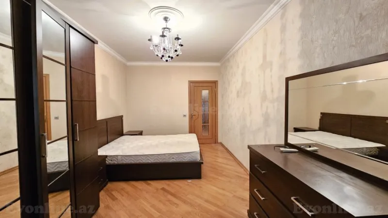 Satılır 2 otaqlı Mənzil Köhnə tikili 70 m² 8-ci mikrorayon - şəkil 10