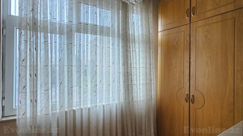 Satılır 2 otaqlı Mənzil Köhnə tikili 70 m² 8-ci mikrorayon - şəkil 13