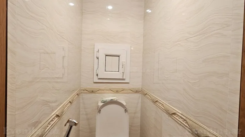 Satılır 2 otaqlı Mənzil Köhnə tikili 70 m² 8-ci mikrorayon - şəkil 16