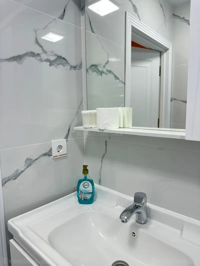 Kirayə verilir 2 otaqlı Mənzil Yeni tikili 90 m² Xətai m. - şəkil 11