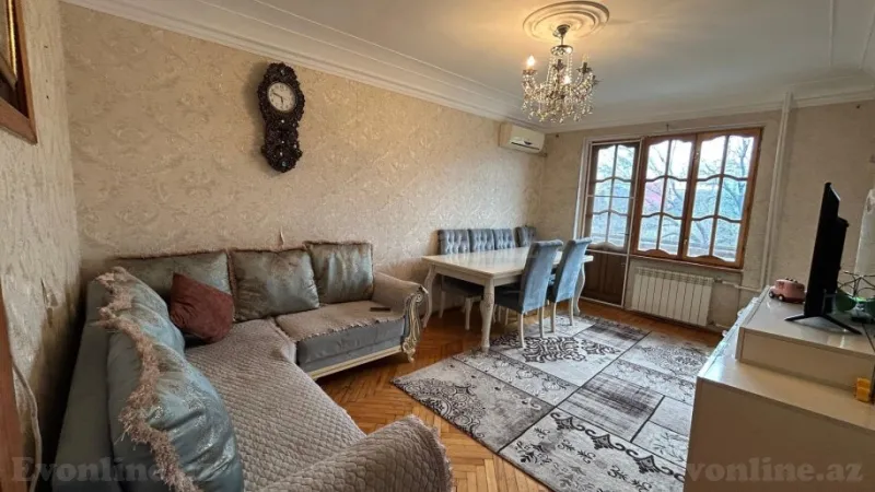 Satılır 3 otaqlı Mənzil Köhnə tikili 65 m² Sumqayıt