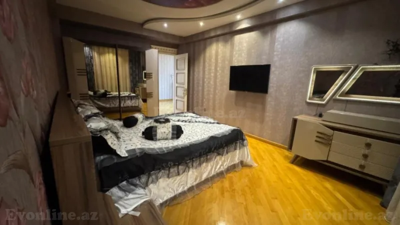 Satılır 3 otaqlı Mənzil Yeni tikili 140 m² Xalqlar Dostluğu m. - şəkil 4