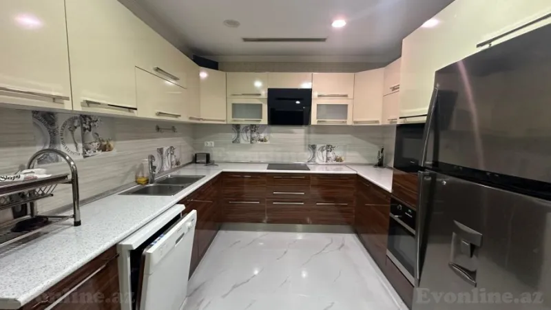 Kirayə verilir 2 otaqlı Mənzil Yeni tikili 100 m² Səbail r. - şəkil 9