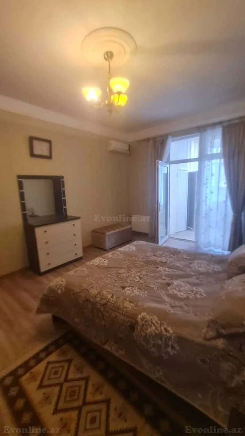 Kirayə verilir 3 otaqlı Mənzil Köhnə tikili 90 m² 28 May m. - şəkil 8