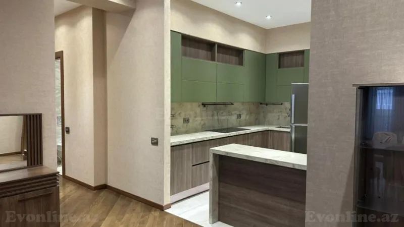 Kirayə verilir 4 otaqlı Mənzil Yeni tikili 200 m² 28 May m. - şəkil 11