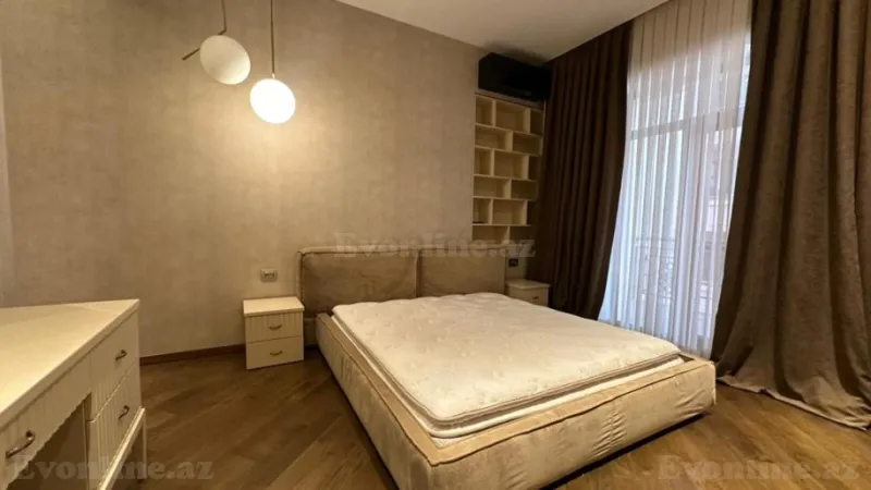 Kirayə verilir 4 otaqlı Mənzil Yeni tikili 200 m² 28 May m. - şəkil 13