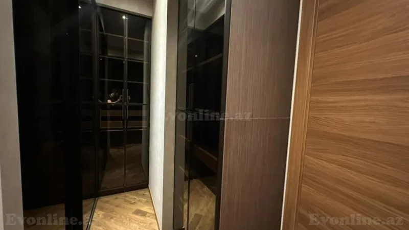 Kirayə verilir 4 otaqlı Mənzil Yeni tikili 200 m² 28 May m. - şəkil 15