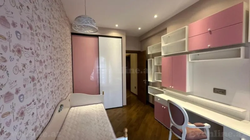 Kirayə verilir 4 otaqlı Mənzil Yeni tikili 200 m² 28 May m. - şəkil 18