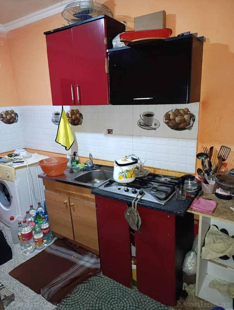 Satılır 2 otaqlı Mənzil Köhnə tikili 35 m² Sabunçu r. - şəkil 3