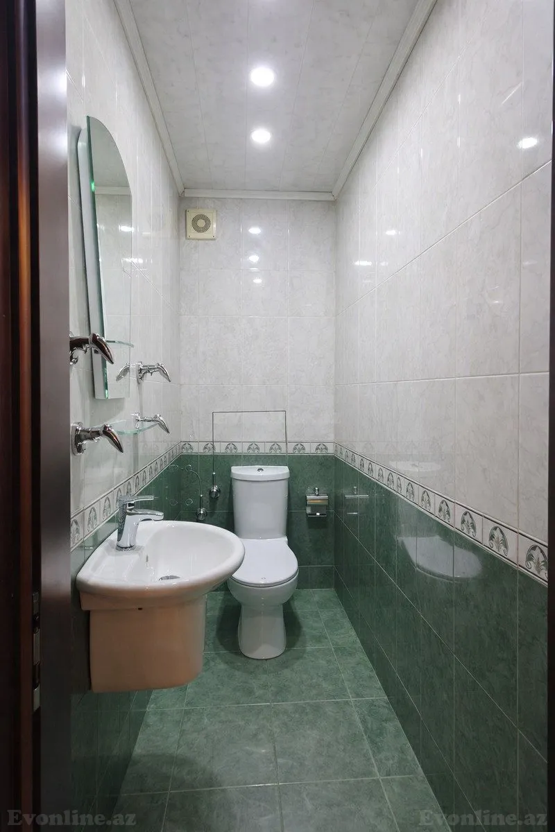 Satılır 3 otaqlı Mənzil Yeni tikili 130 m² 8 Noyabr m. - şəkil 8