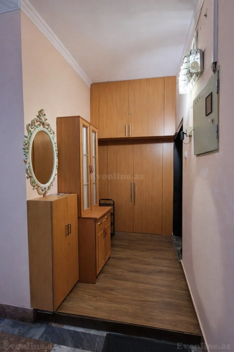 Satılır 3 otaqlı Mənzil Yeni tikili 130 m² 8 Noyabr m. - şəkil 10