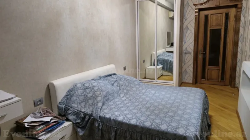 Satılır 4 otaqlı Mənzil Yeni tikili 179 m² Xətai m. - şəkil 8