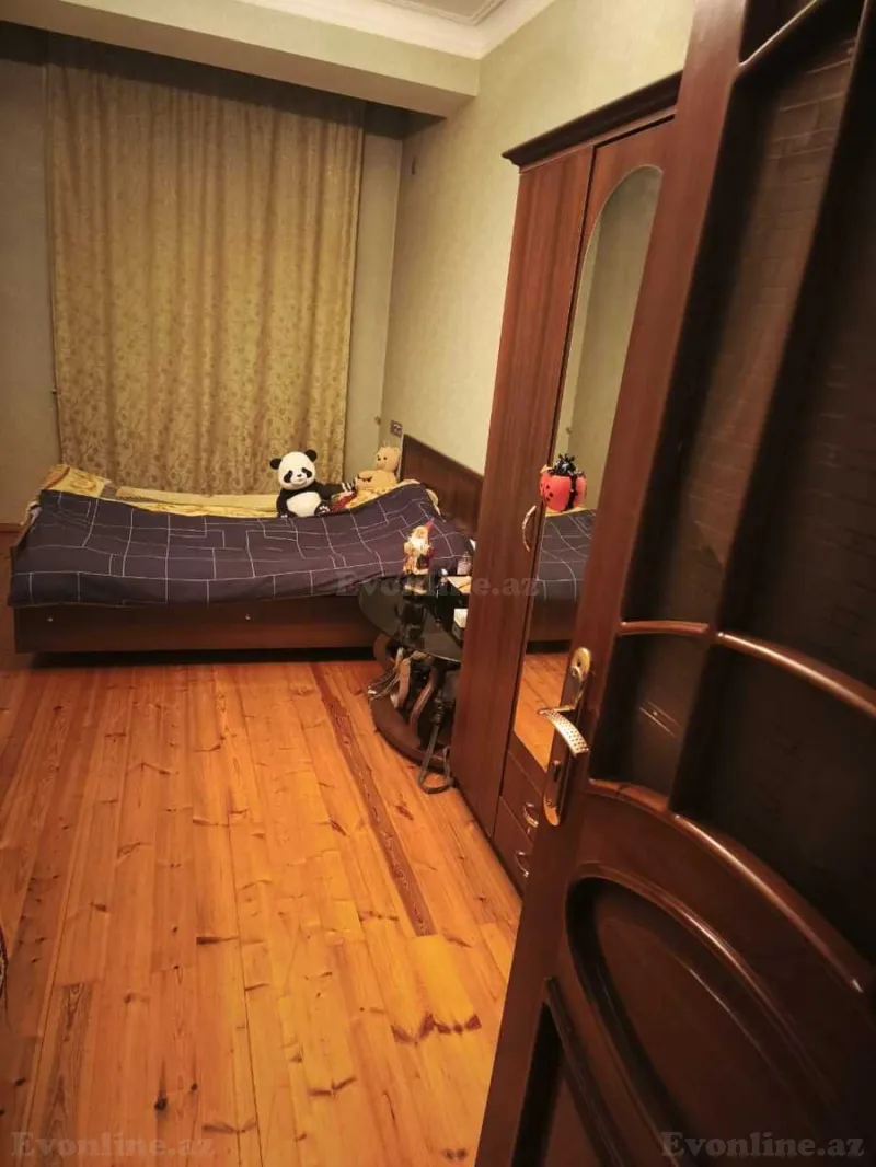 3 otaqlı Mənzil 100 m² Əhmədli Kirayə verilir