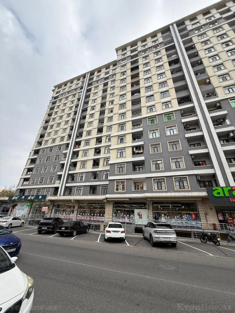1 otaqlı Mənzil 72 m² Xalqlar Dostluğu m. Satılır