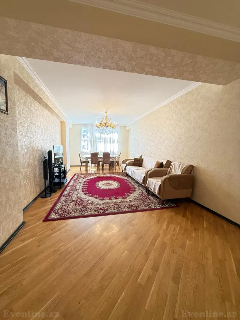 3 otaqlı Mənzil 130 m² Yeni Yasamal Satılır