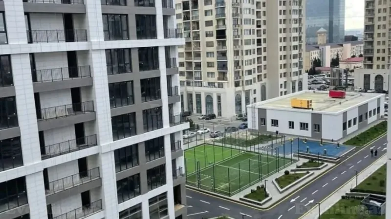 Satılır 3 otaqlı Mənzil Yeni tikili 147 m² Nərimanov r. - şəkil 4