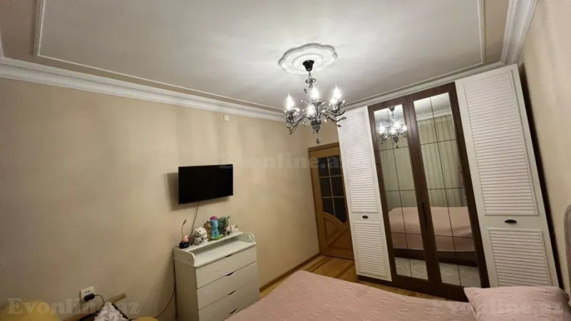 Satılır 3 otaqlı Mənzil Köhnə tikili 75 m² Həzi Aslanov m. - şəkil 12