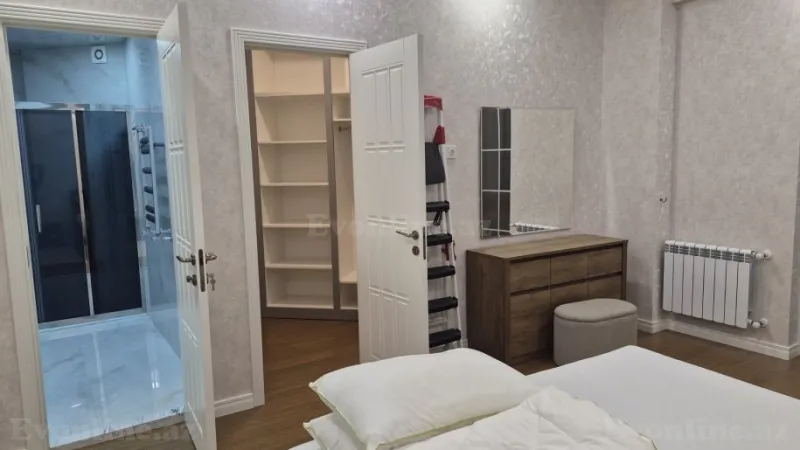 Kirayə verilir 4 otaqlı Mənzil Yeni tikili 220 m² Nərimanov r. - şəkil 18