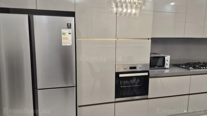 Kirayə verilir 4 otaqlı Mənzil Yeni tikili 220 m² Nərimanov r. - şəkil 20