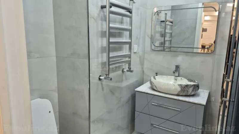 Kirayə verilir 4 otaqlı Mənzil Yeni tikili 220 m² Nərimanov r. - şəkil 28