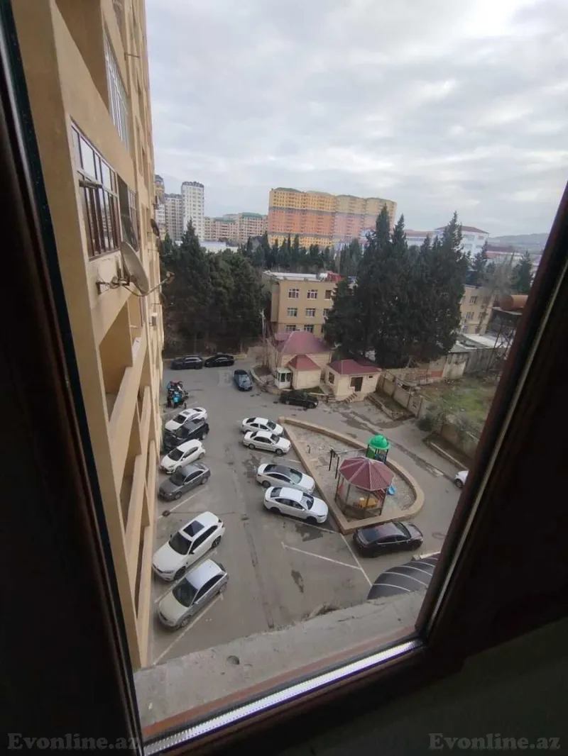 4 otaqlı Mənzil 100 m² Abşeron r. Satılır