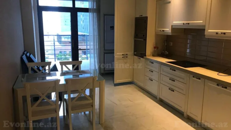 Kirayə verilir 4 otaqlı Mənzil Yeni tikili 253 m² Xətai m. - şəkil 15