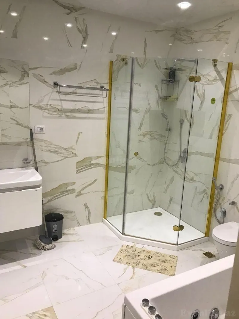 Kirayə verilir 4 otaqlı Mənzil Yeni tikili 253 m² Xətai m. - şəkil 18