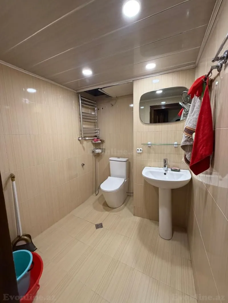 Satılır 2 otaqlı Mənzil Köhnə tikili 43 m² 8-ci mikrorayon - şəkil 13