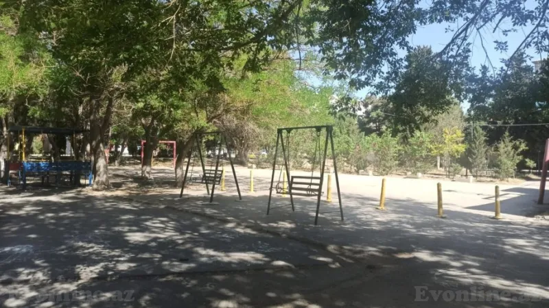 Satılır 2 otaqlı Mənzil Köhnə tikili 43 m² 8-ci mikrorayon - şəkil 17