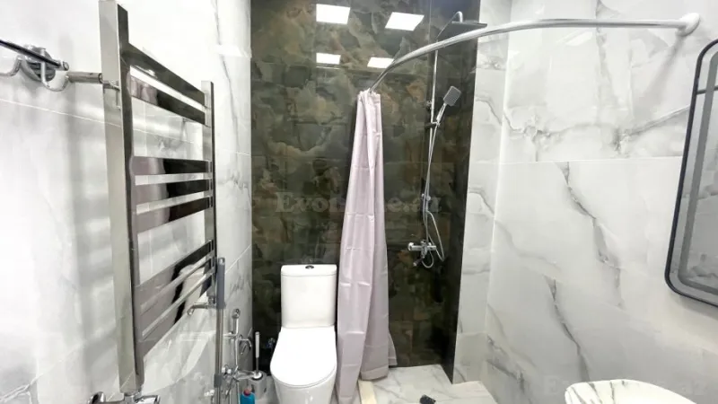 Kirayə verilir 2 otaqlı Mənzil Yeni tikili 67 m² 7-ci mikrorayon - şəkil 7