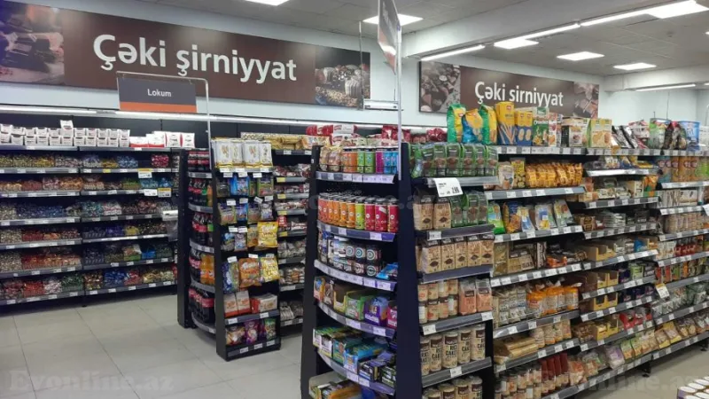 Satılır Obyekt 1100 m² Yasamal r. - şəkil 2