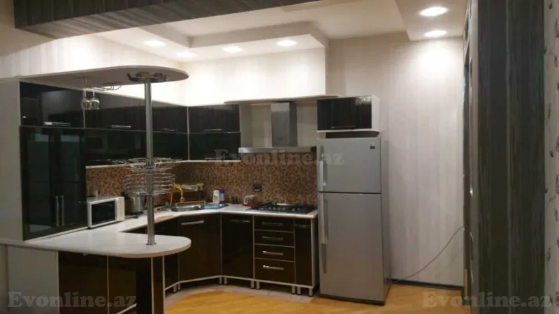 Kirayə verilir 2 otaqlı Mənzil Yeni tikili 80 m² 28 May m. - şəkil 2