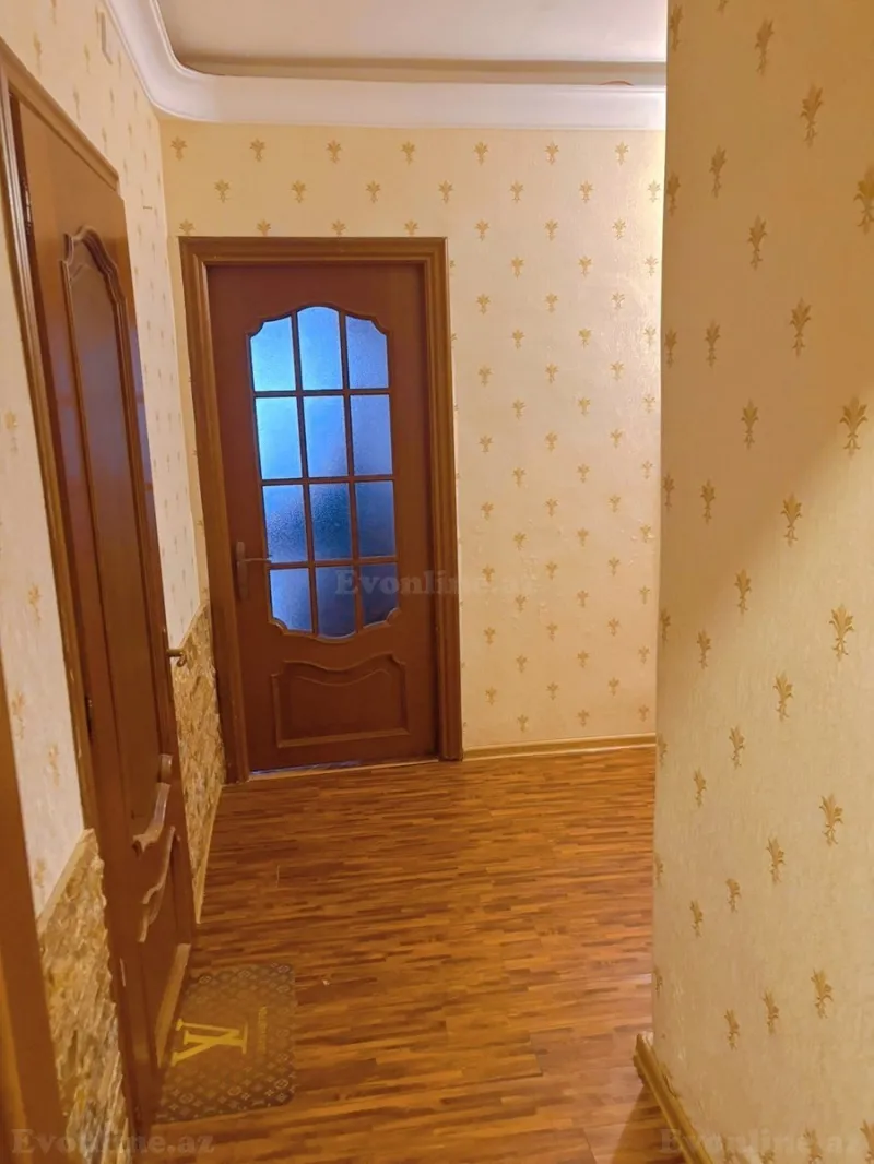 3 otaqlı Mənzil 80 m² Səbail r. Satılır