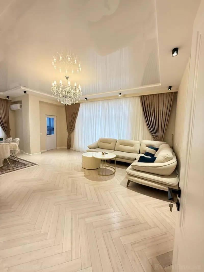 3 otaqlı Mənzil 130 m² Memar Əcəmi m. Satılır