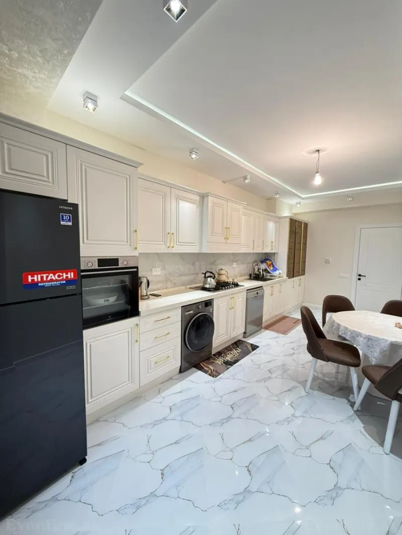 Satılır 3 otaqlı Mənzil Yeni tikili 130 m² Memar Əcəmi m. - şəkil 7