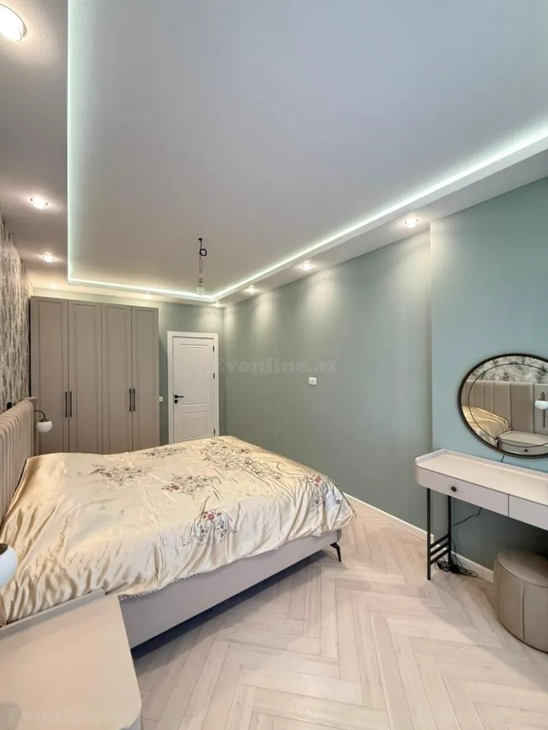 Satılır 3 otaqlı Mənzil Yeni tikili 130 m² Memar Əcəmi m. - şəkil 9