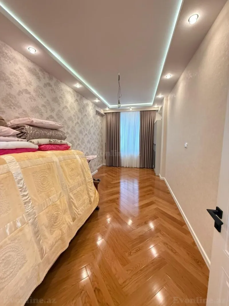 Satılır 3 otaqlı Mənzil Yeni tikili 130 m² Memar Əcəmi m. - şəkil 10