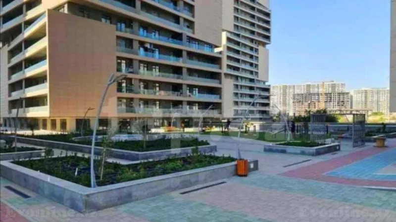 3 otaqlı Mənzil 148 m² 8 Noyabr m. Kirayə verilir