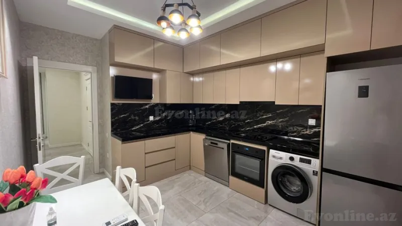 Kirayə verilir 3 otaqlı Mənzil Yeni tikili 148 m² 8 Noyabr m. - şəkil 9