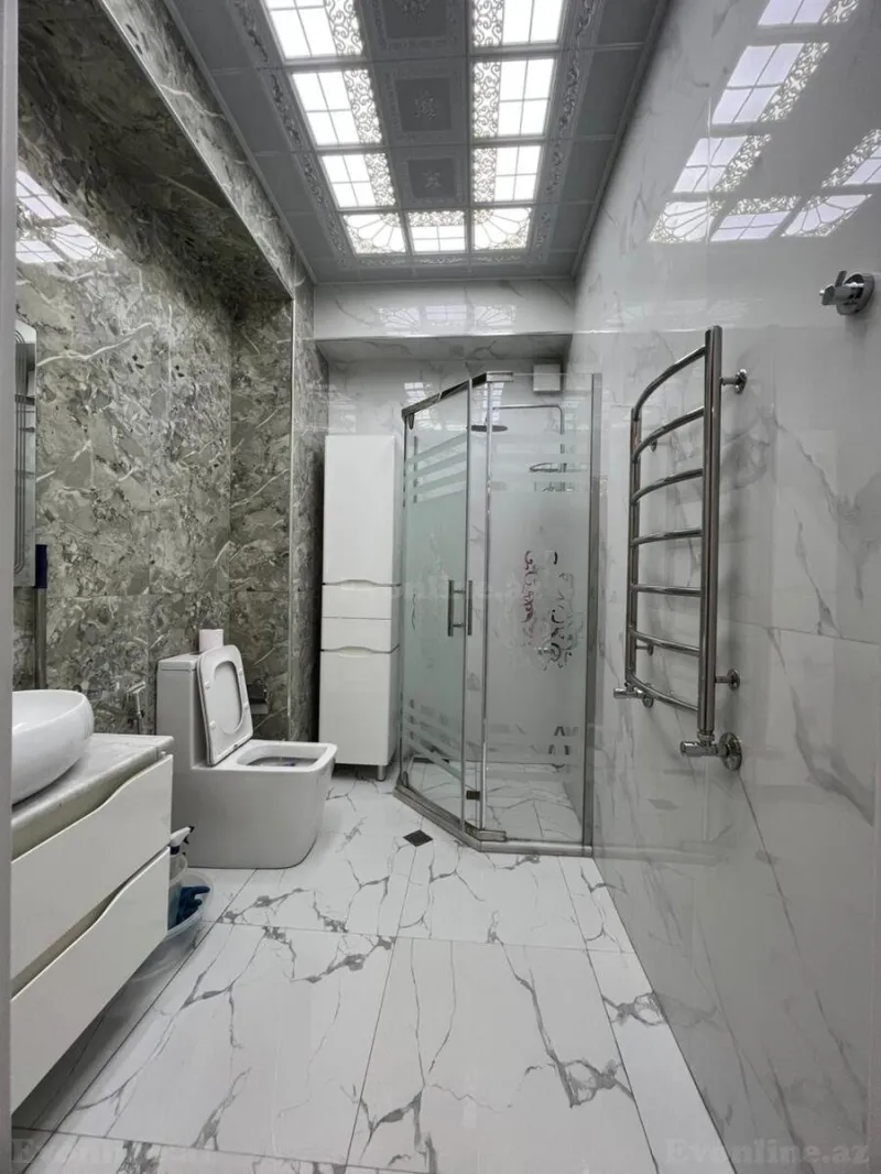 Satılır 2 otaqlı Mənzil Yeni tikili 100 m² Gənclik m. - şəkil 5